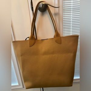 Rothy’s Lightweight Tote in Sunflower
